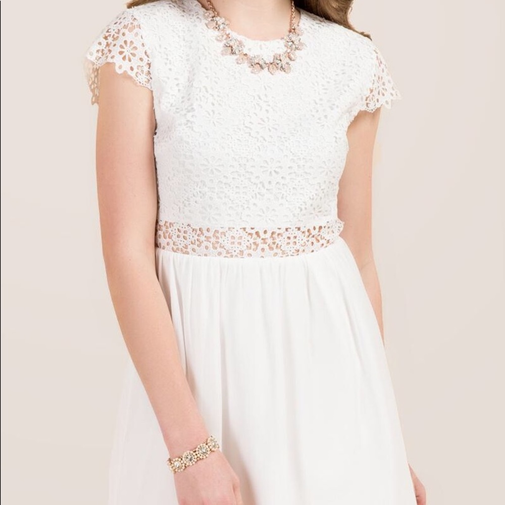 Francesca’s White Lace Dress